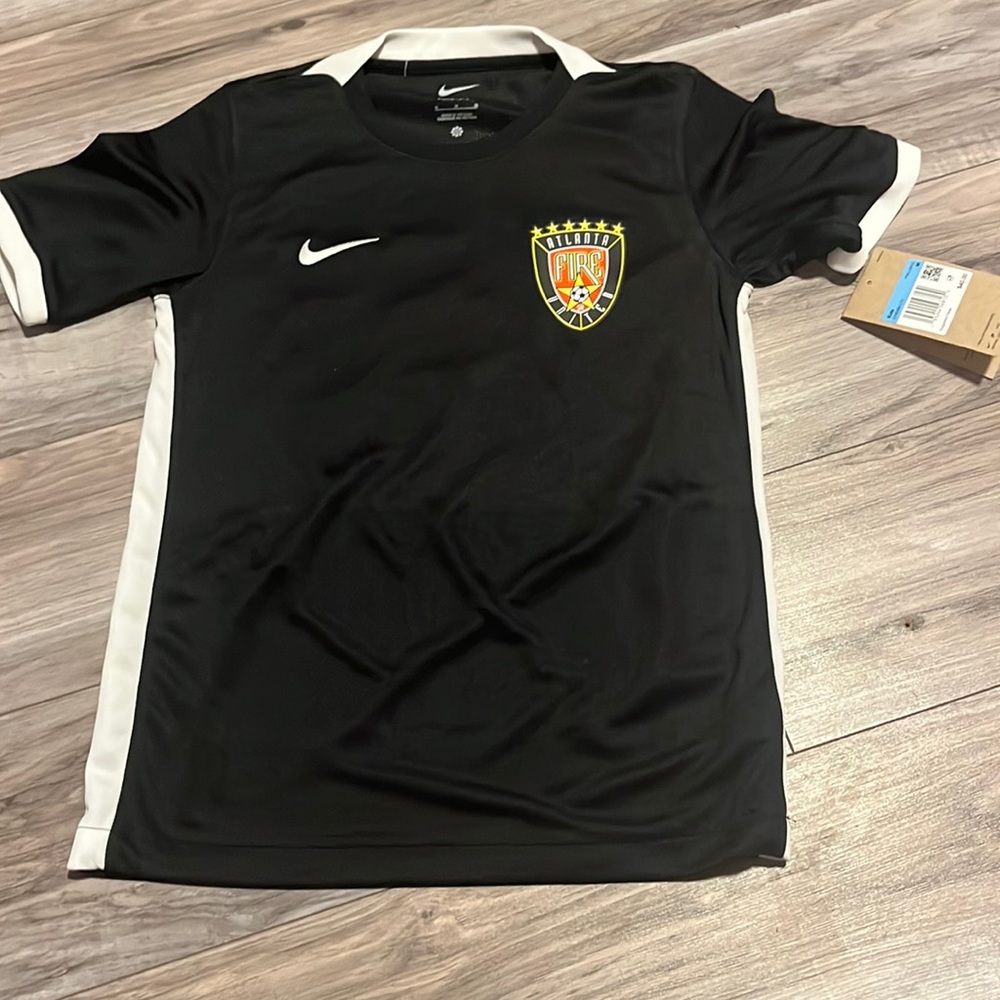 black afu jersey,in kids medium,never used,nice material,from nike soccer jersey